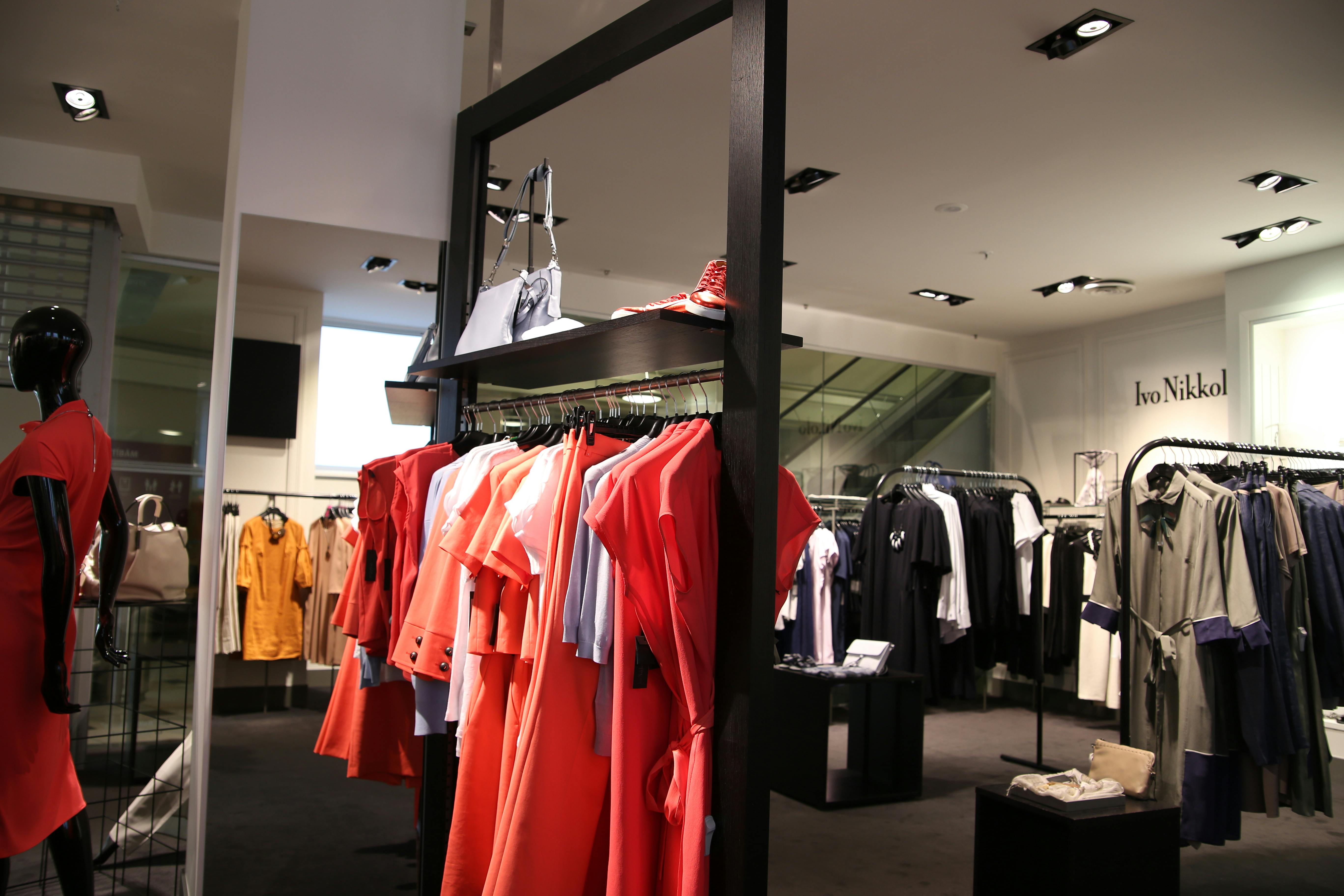 AI Simplifies Management Oversight for Emerging Fashion Brand